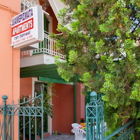 Georgakis George Rooms Vasilikí Rum bild